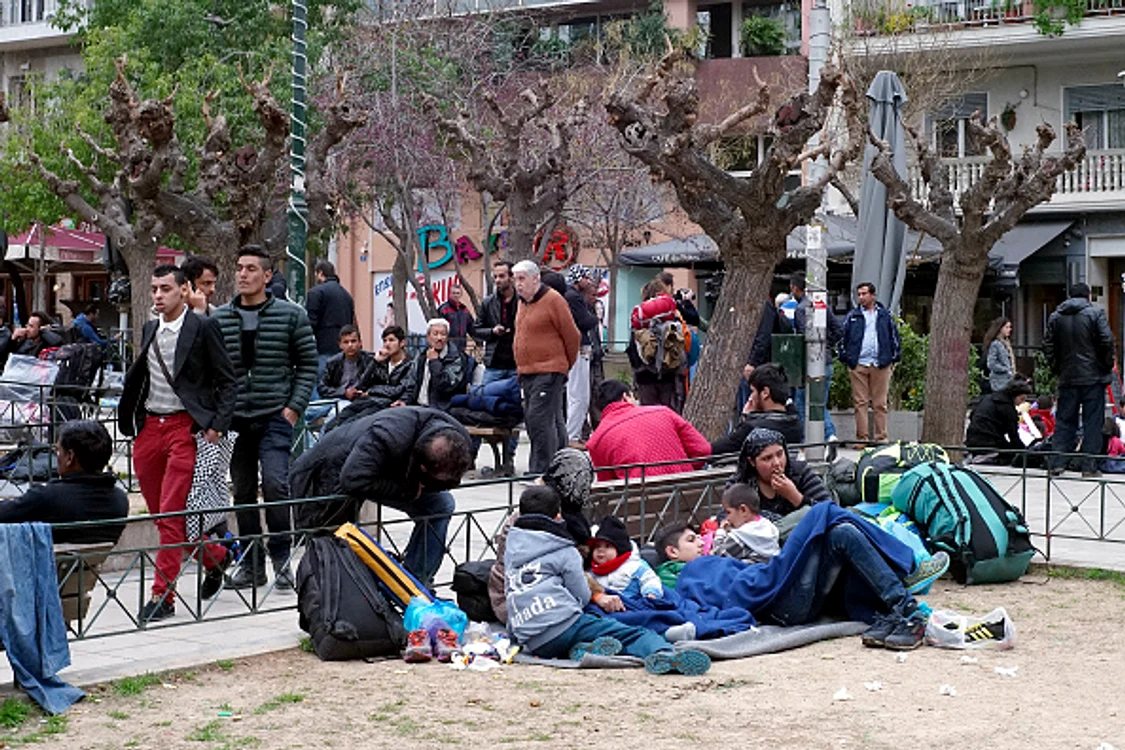 Reprezentanți ai Uniunii Europene cred că gardurile nu îi vor putea opri pe refugiați