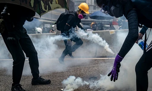 Forțele de ordine au interzis protestul jpeg