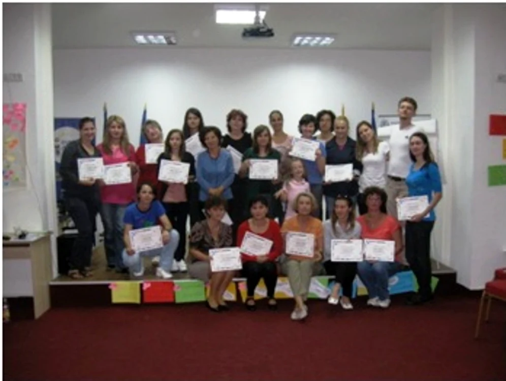 Cursul s-a desfăşurat cu sprijinul Agenţiei Naţionale pentru Programe Comunitare în Domeniul Educaţiei şi Formării Profesionale