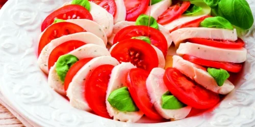 salata caprese