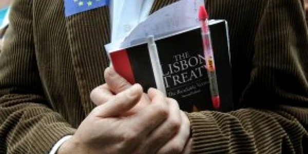 Tratatul de la Lisabona / Participarea la referendumul irlandez, mai mică decât în 2008