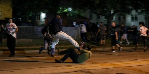 Lupte de straga la Kenosha FOTO Getty Images