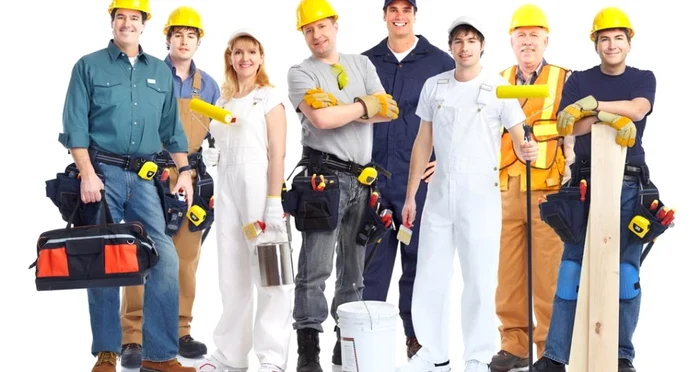 
    Românii care cunosc diferite meserii sunt extrem de căutați pe piața muncii  