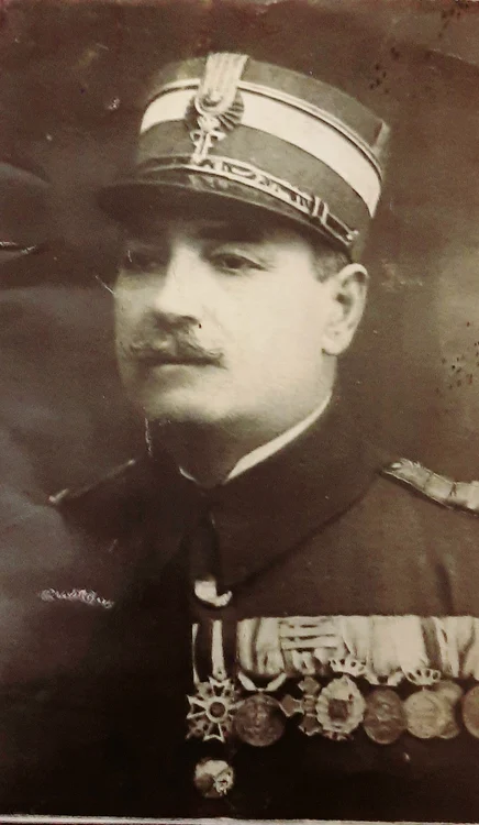 Foto 1 colonel jpg
