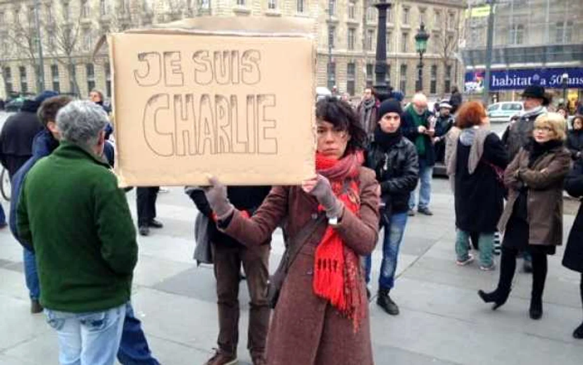 Francezii vor sa iasa in strada FOTO Twitter