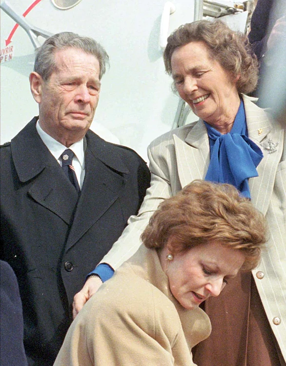 1997. Redobândirea  cetăţeniei