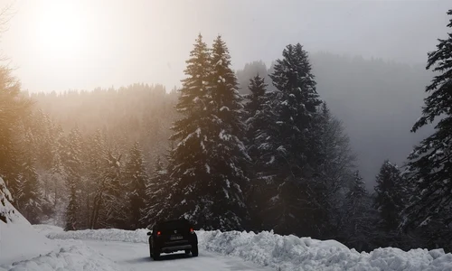 Cum trebuie sa iti echipezi automobilul atunci cand pleci la drum jpg