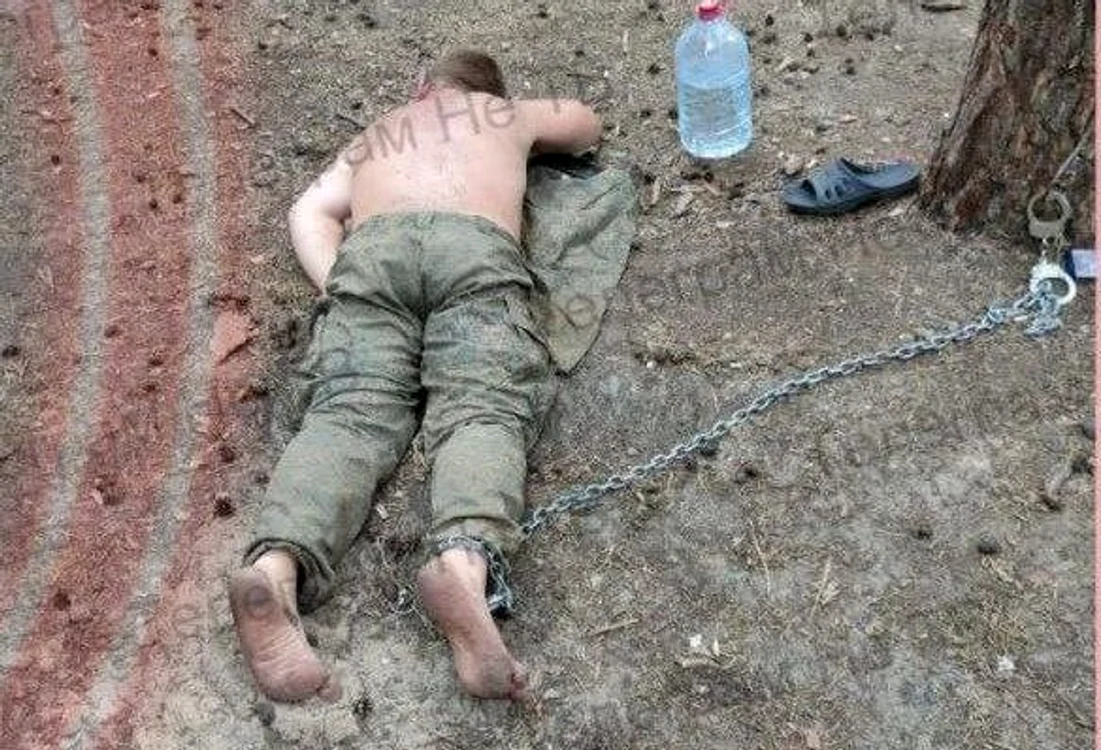 Soldat rus pedepsit/FOTO:X