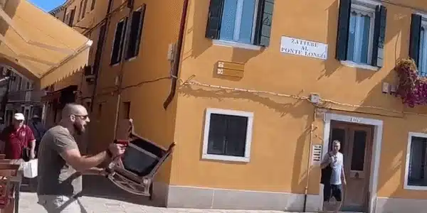GIF BATAIE venetia