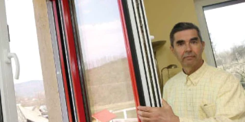 Mai puţine firme de tâmplărie termoizolantă