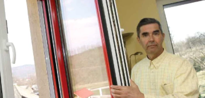 Mai puţine firme de tâmplărie termoizolantă