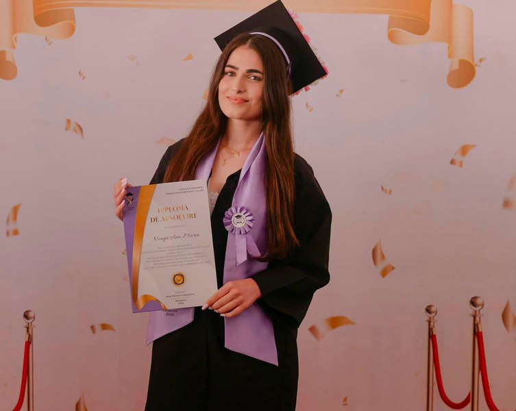 Mayor Proposes Honorary Citizenship for Student's Perfect Baccalaureate Score