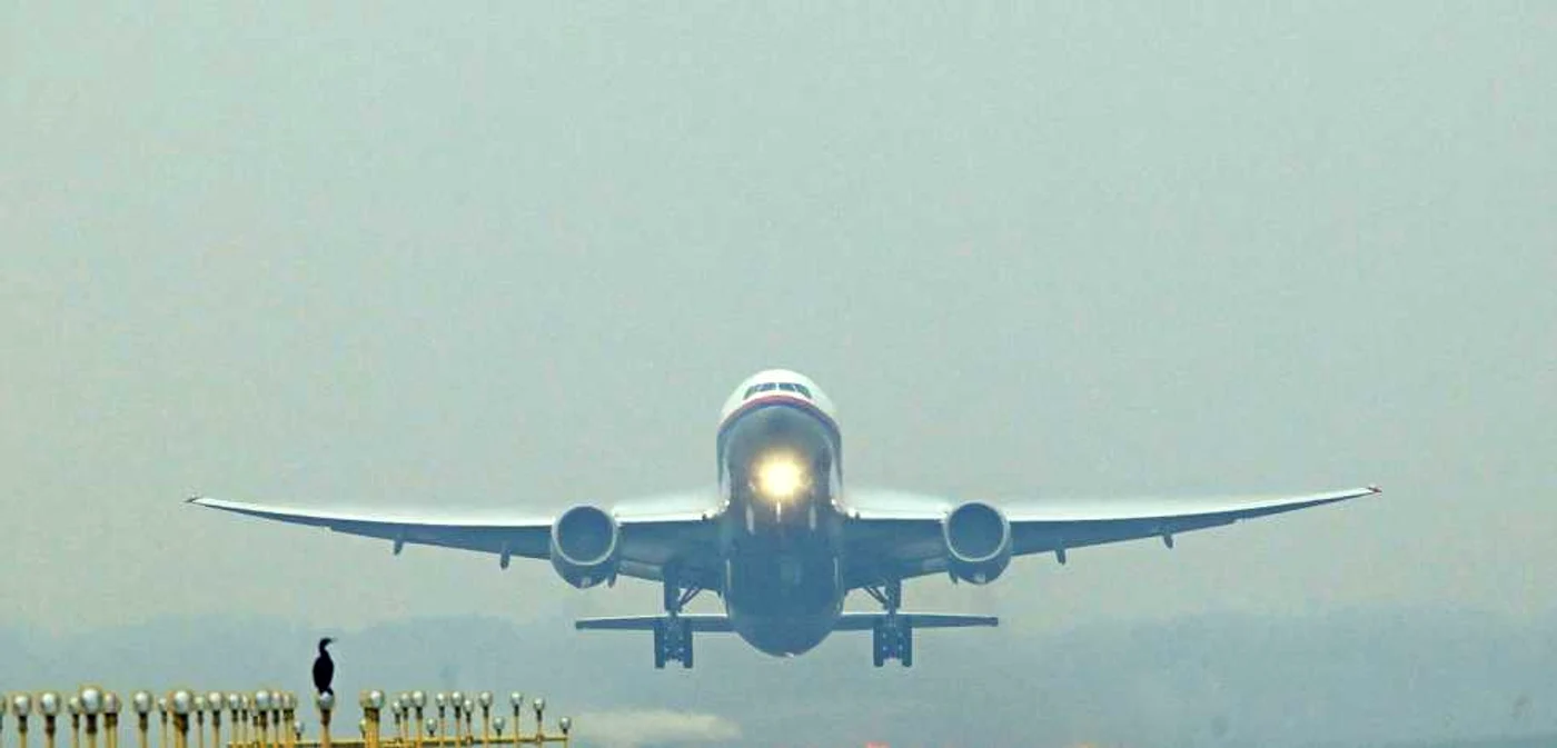 Pentru Amsterdam, oferta începe de la 129 euro, pentru Paris, de la 169 euro, şi pemtru Stockholm, de la 159 euro, cu toate taxele incluse. FOTO Arhiva