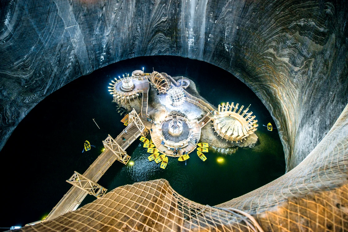 salina turda 43513153 xl(1) jpg jpeg