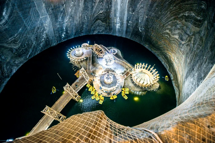 salina turda 43513153 xl(1) jpg jpeg