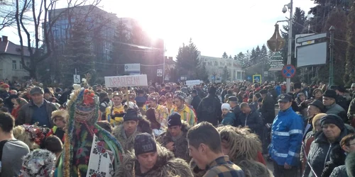 Festivalul internaţional de datini şi obiceiuri de Anul Nou „După datina străbună” din Suceava. FOTO Dănuţ Zuzeac