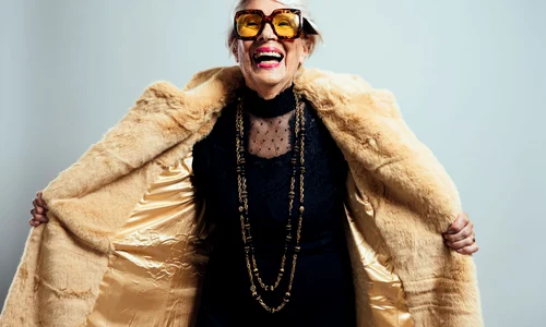 shutterstock 2115049100 jpg