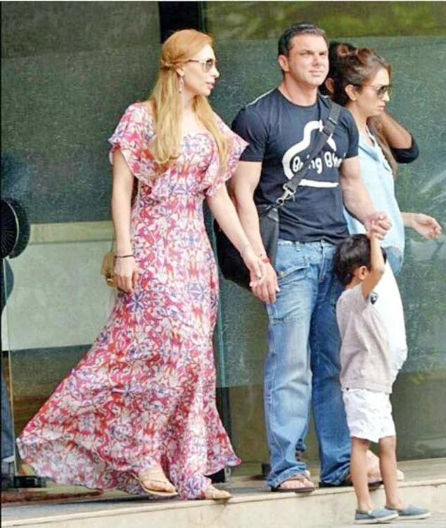 Iulia a fost surprinsă alături de “cumnatul” ei, Sohail Khan