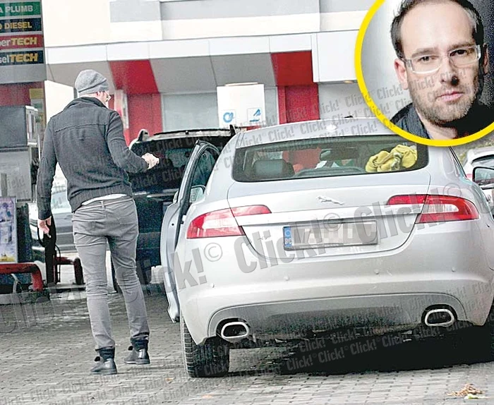 
    Iată mașina  concurentului de la  “Vocea României”  