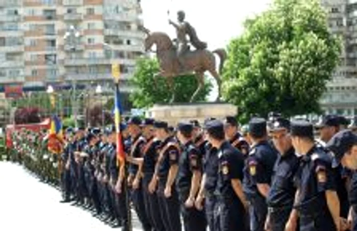 Disponibilizările vor lovi în Poliție și Jandarmi