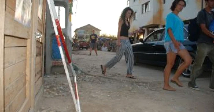 Constanta: Litoral 2009/Ping-pong cu barierele din Vama Veche