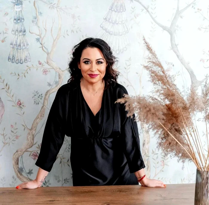 1 oana roman elisei 3 jpg jpeg