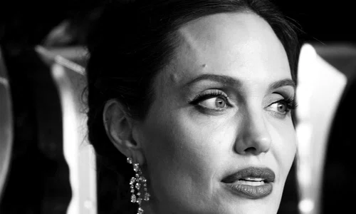 angelina jolie jpeg
