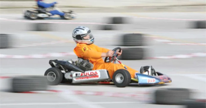 Competiţie strânsă la Cupa Olteniei la karting