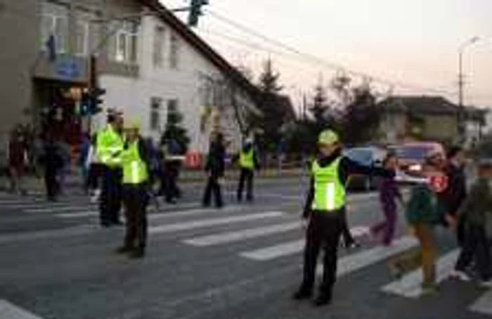 Elevii au dirijat circulația
