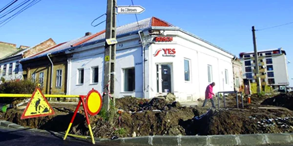Maşinile care circulă pe Brâncoveanu sunt deviate pe strada Romulus
