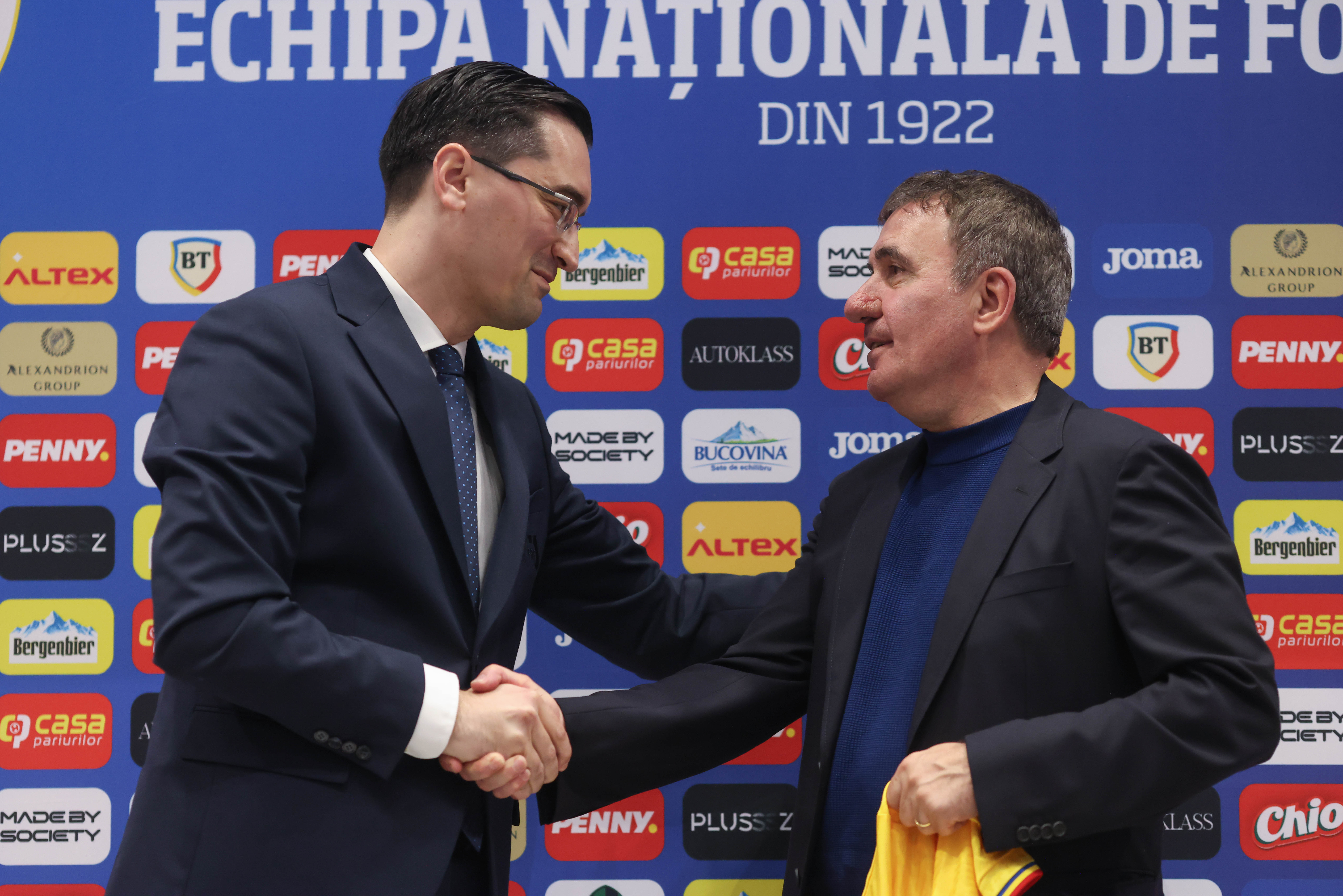 Gheorghe Hagi a fost prezentat oficial la sediul FRF ca antrenor al echipei naționale de fotbal. FOTO Inquam Photos / George Călin