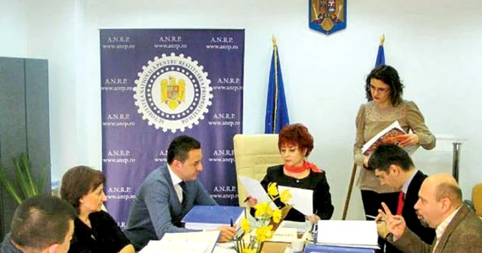 La Autoritatea pentru Restituirea Proprietăţilor s-au adunat 38.000 de dosare de retrocedare FOTO Adevărul