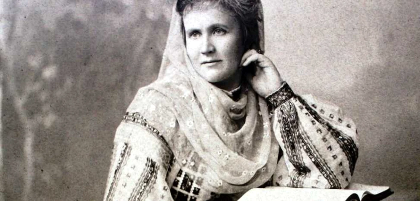Regina Elisabeta, numită de popor „ Regina Răniţilor” Foto: Arhivă