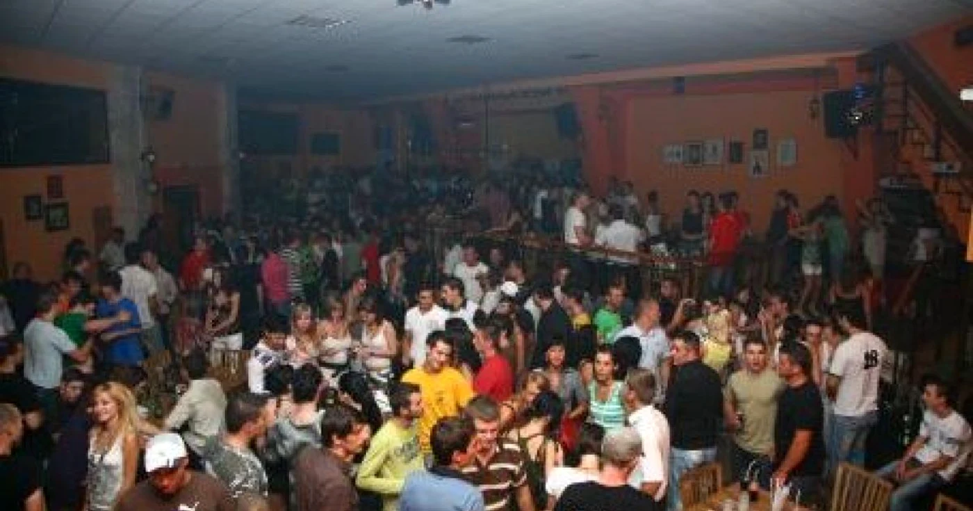 Cele mai multe scandaluri au izbucnit la discoteca din Lompirt