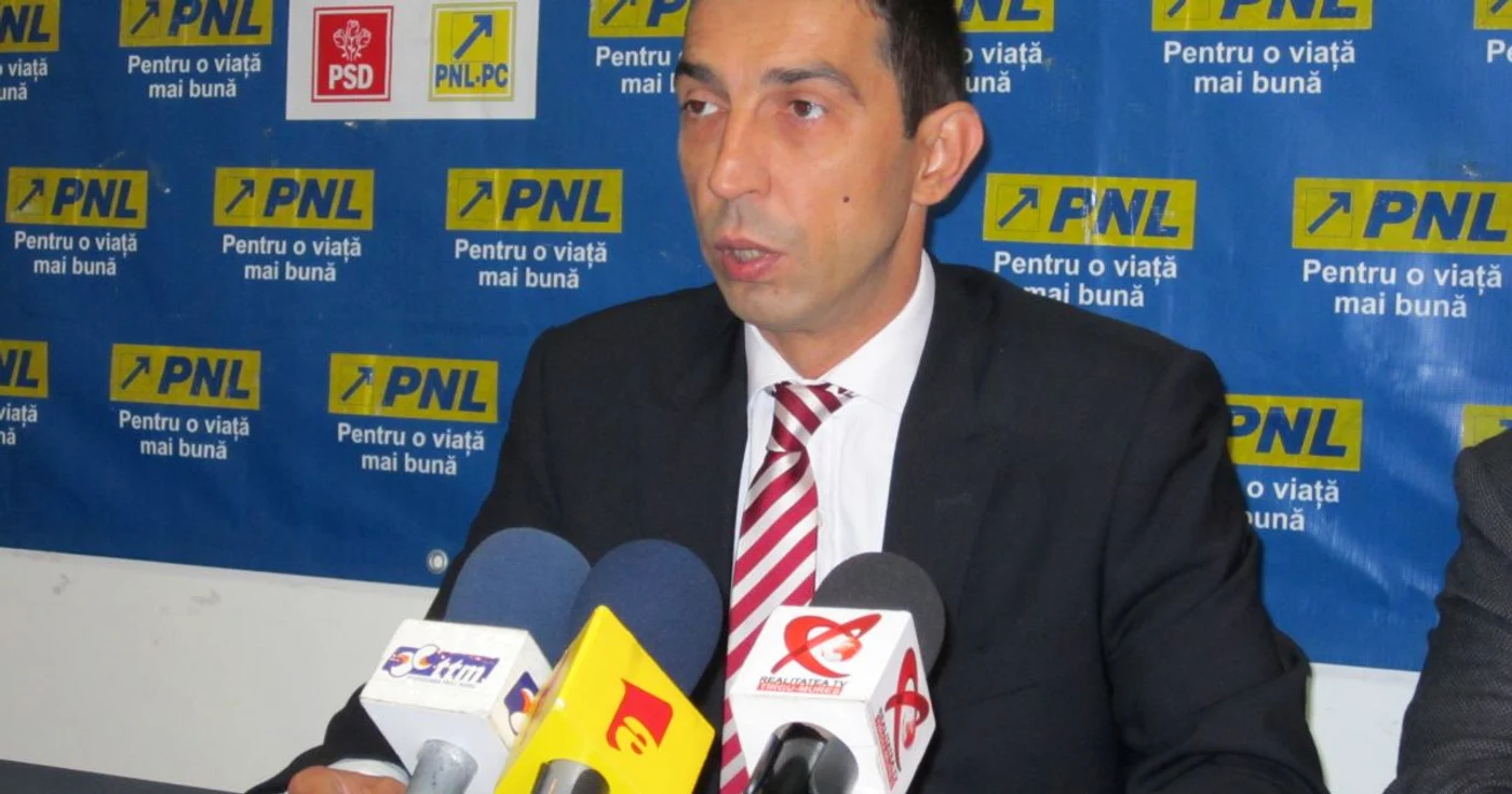 Ciprian Dobre a greșit un vers din imn, în discursul său