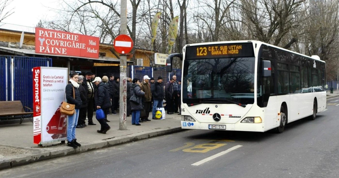 În noaptea Învierii autobuzele vor circula, fără întrerupere, 16 linii de autobuz, o linie de tramvai şi una Expres FOTO David Muntean