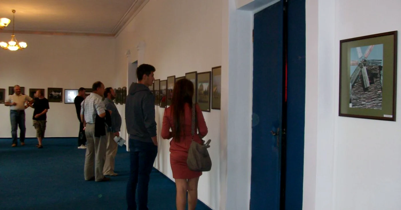 Expoziţie de fotografie artistică