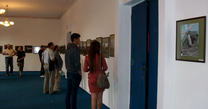 Expoziţie de fotografie artistică