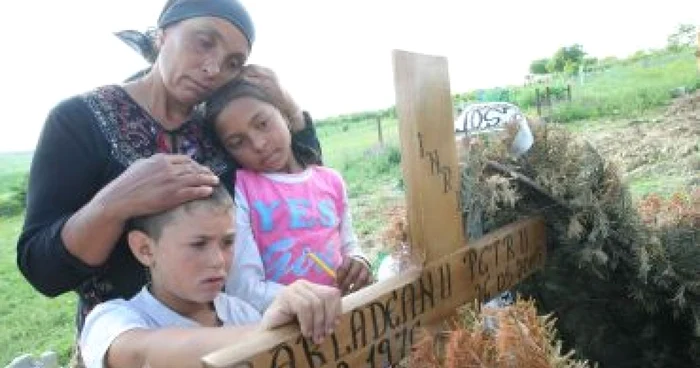 Iaşi: Regizorul Nini Grassia a venit la Iaşi pentru a face un film despre acordeonistul împuşcat în Italia