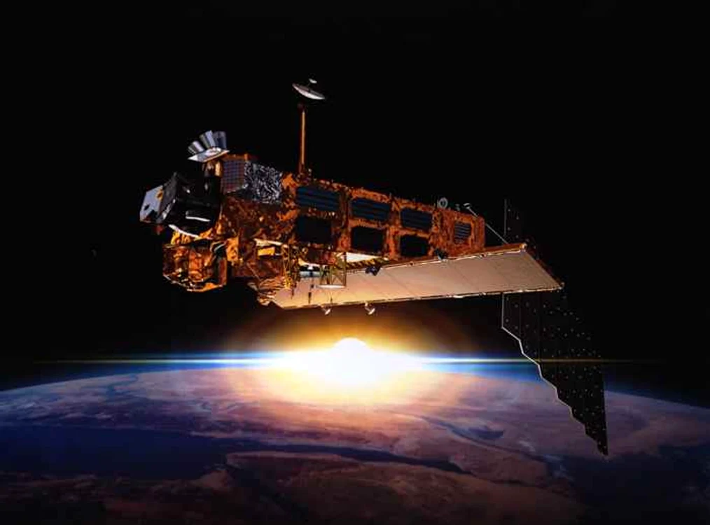 
    Satelitul Envisat a furnizat informaţii esenţiale privind Terra.  