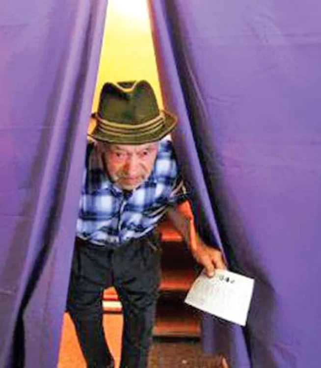 Aurel Antonie, 100 de ani, veteran