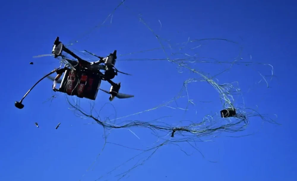 Noul sistem ucrainean de prindere în capcană a dronelor rusești