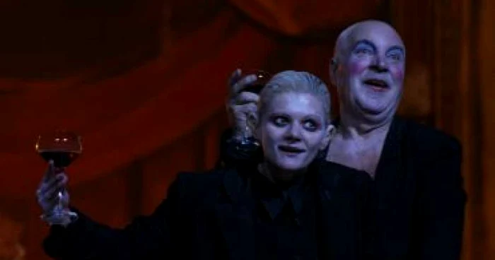 Sibiu: “Faust”, cu casa închisă la Edinburgh