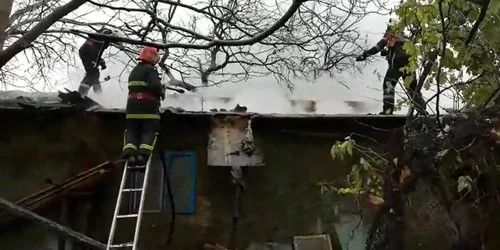 incendiu casa