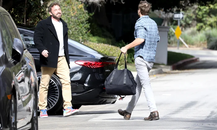 Ben Affleck și John Miller s au întâlnit în fața casei lui Jennifer Garner, Profimedia (2) jpg