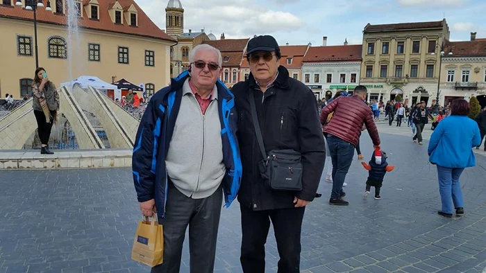 Marius Țeicu, în Piața Sfatului din Brașov