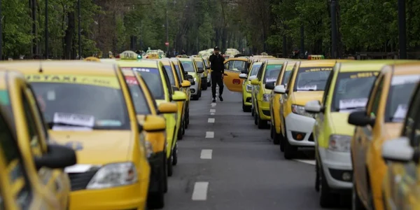 Protest taximetristi Bucuresti  17 aprilie 2019 FOTO Inquam Photos / Octav Ganea