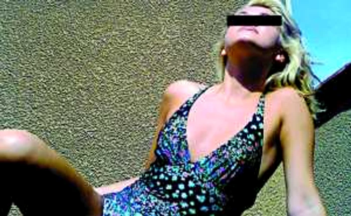 Geanina Stoica spune că a plătit 200 de lei pentru înscriere la agenţie, dar nu a mai fost contactată vreodată de reprezentanţii acesteia