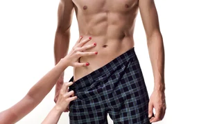 bărbat în boxeri  foto   Shutterstock jpg