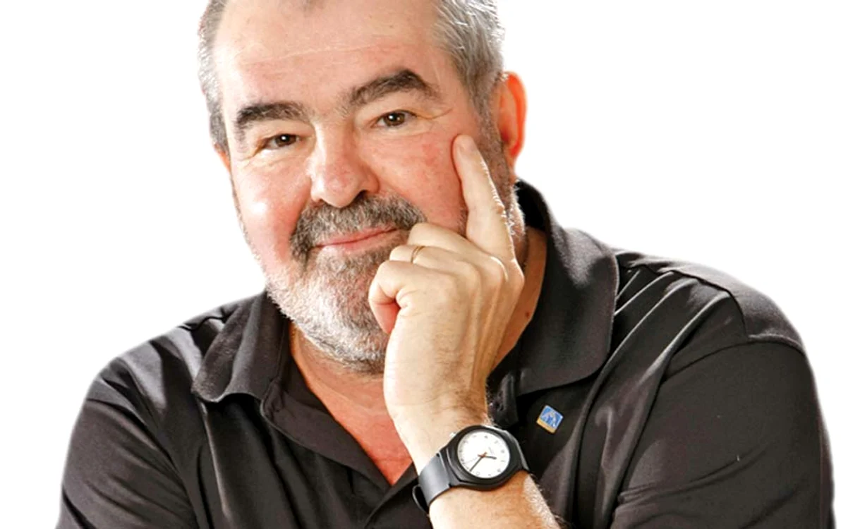 
    George Stanca  